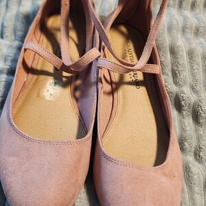 Christian Siriano Women's Pink Ballet Flats
